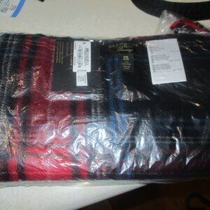 Charter Club Luxury Cashmere blue   Plaid  Scarf new